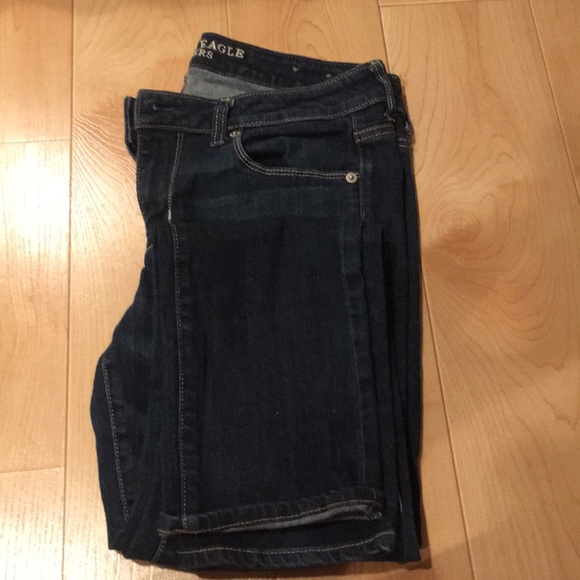 American Eagle Outfitters Denim - American Eagle Skinny Jeans. Size 10